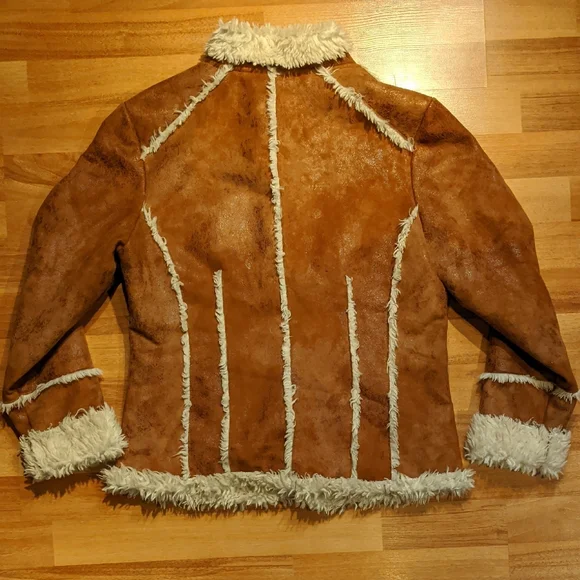 Tsunami Faux Shearling/Suede Button Up Teddy Jacket - Picture 5 of 6